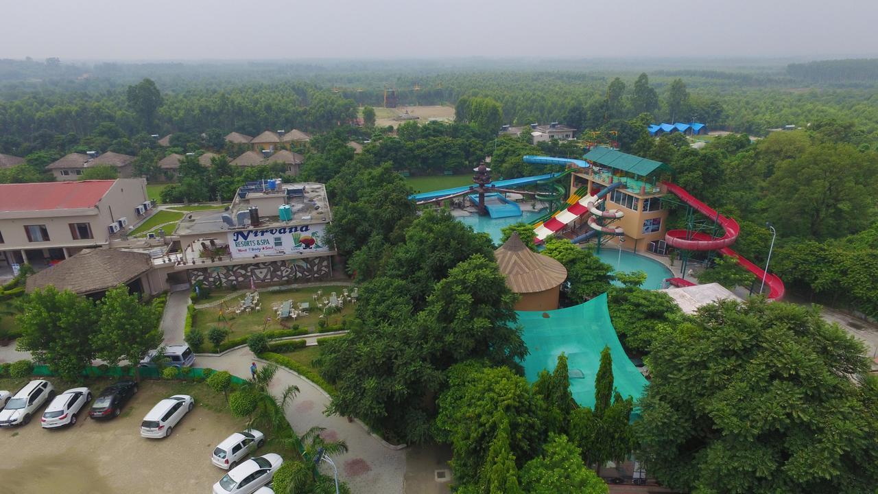 Kangs Nirvana Resorts And Spa Mahalpur Eksteriør bilde