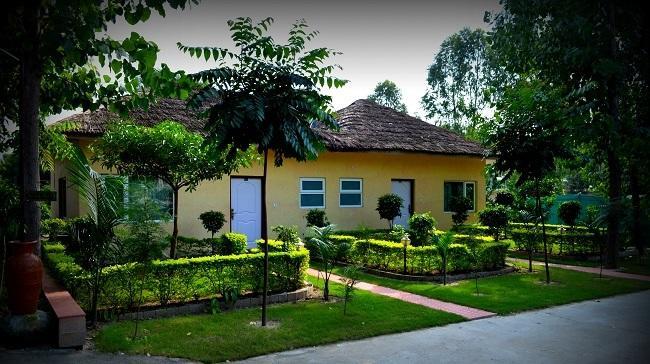 Kangs Nirvana Resorts And Spa Mahalpur Eksteriør bilde